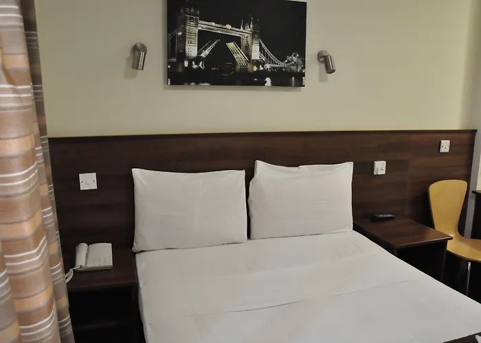 Ascot Hyde Park Hotel London