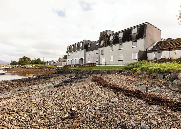 Broadford (Isle of Skye) Hotels