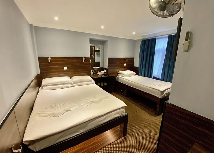 Crestfield Hotel London
