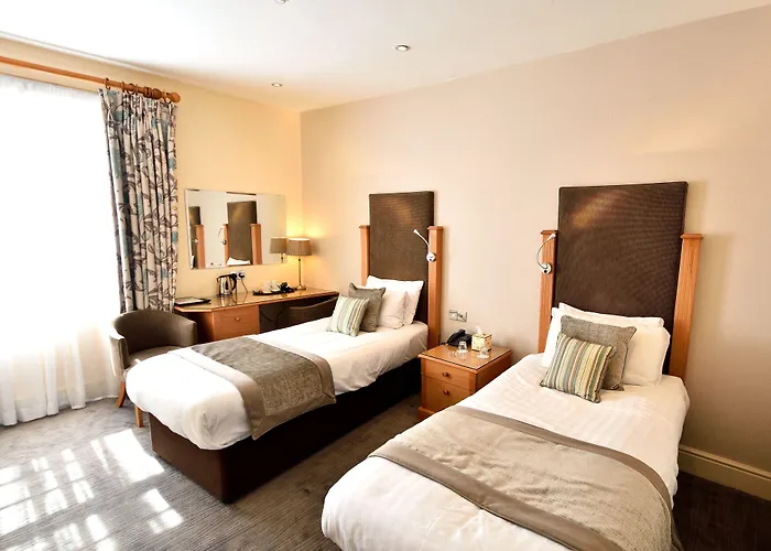 Queens Court Hotel Exeter