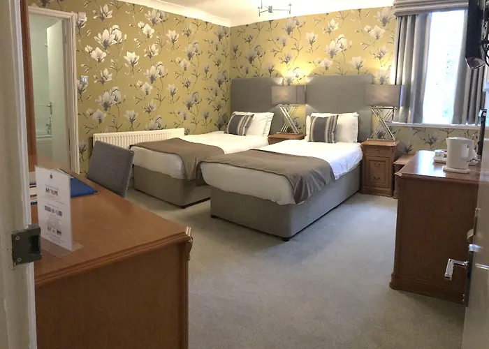 De Rougemont Manor Hotel Brentwood