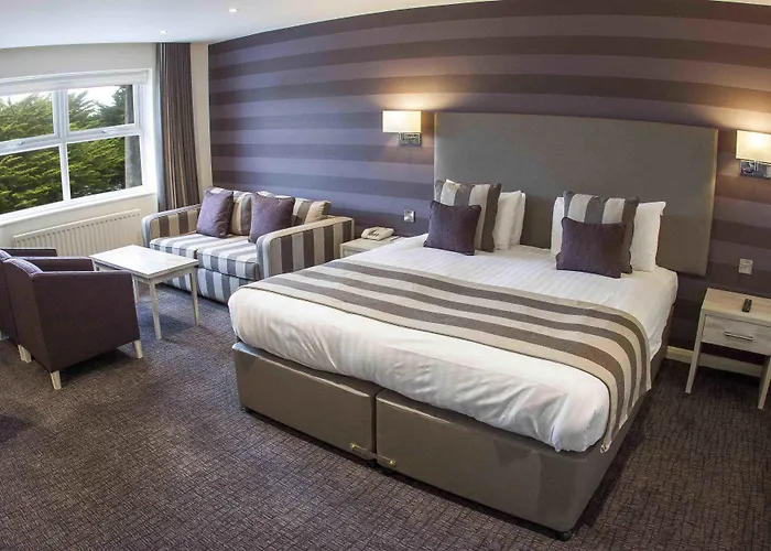 Poole Hotels