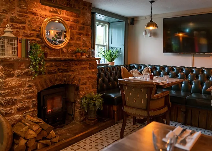 Ring O Bells Hotel Compton Martin