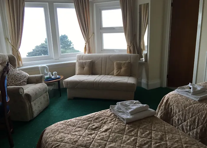 Hotel Riviera By The Sea Bournemouth