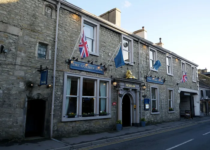 The Golden Lion At Settle Hotel