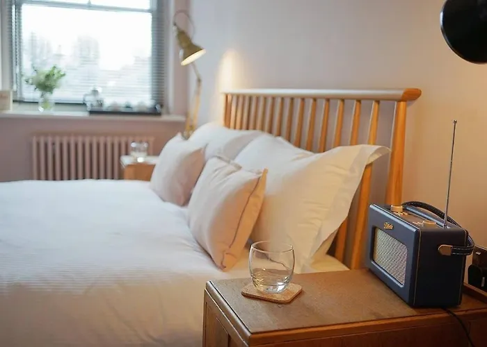 Holiday Cottages in Bristol