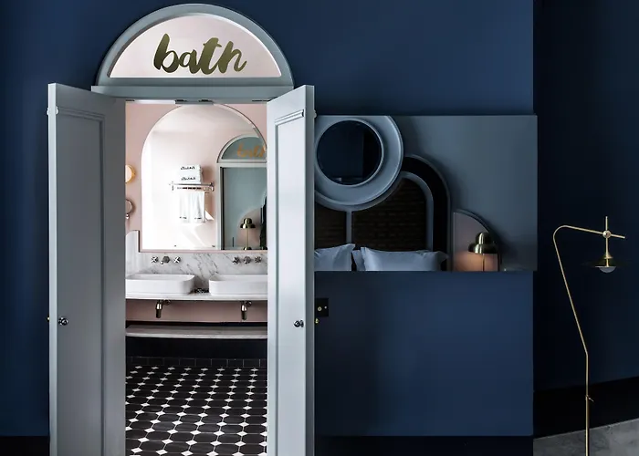 Henrietta Experimental Hotel London