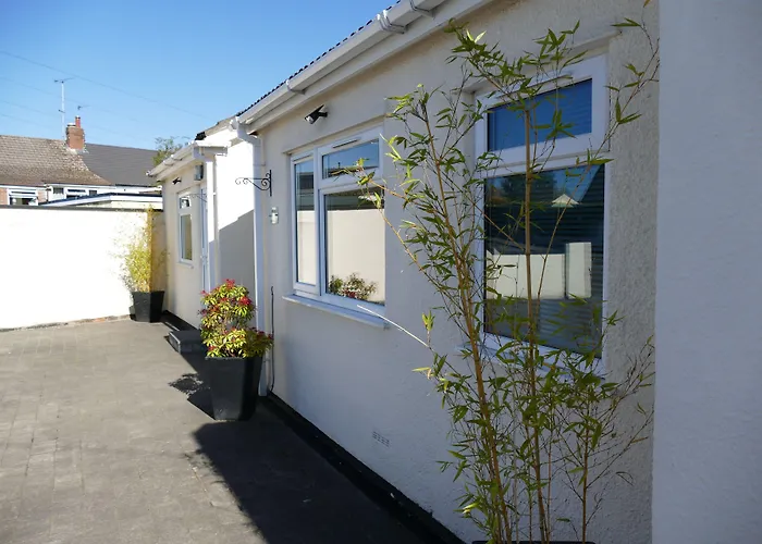 Magnolia Self Contained Suites Coalpit Heath