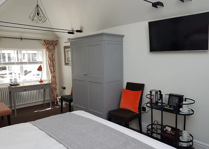 Gilbey'S Bar, Restaurant & Townhouse Bed & Breakfast Windsor