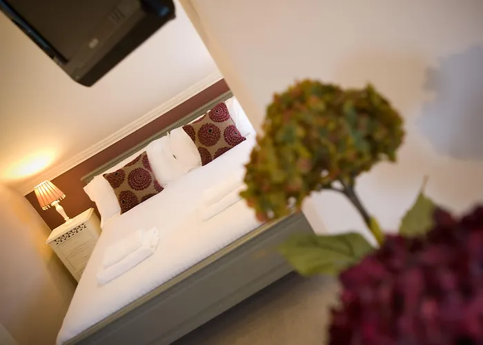 The Hideaway At Windermere (Adults Only)