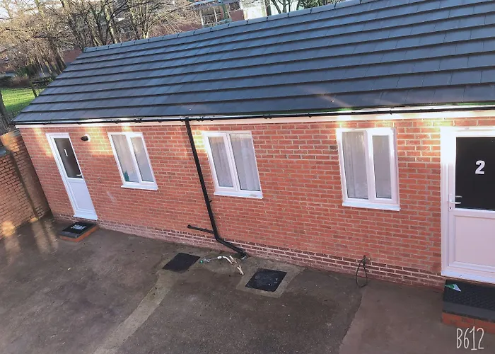 Modern Two-Bedroom Suite: City Centre Convenience Nottingham