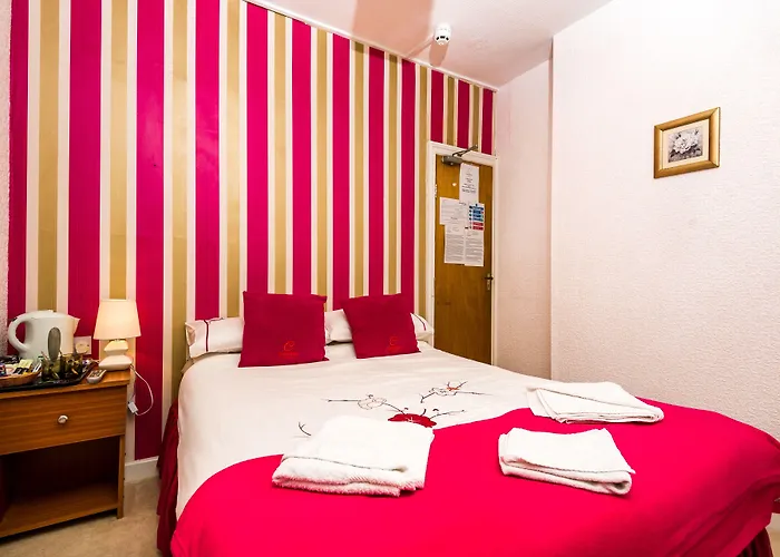 Uk Travel & Hospitality Ltd Ta Canberra Hotel Blackpool