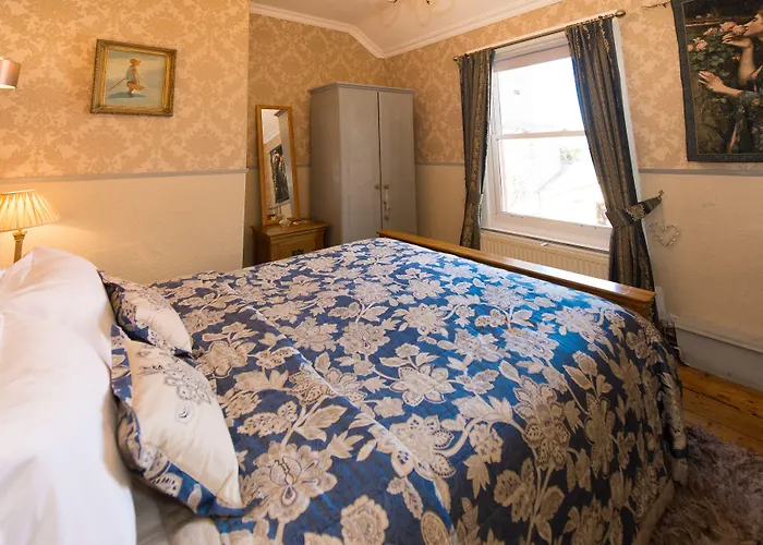Victoria House Room Only Accommodation Caernarfon