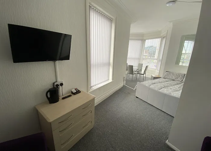 The Honley Hotel Blackpool