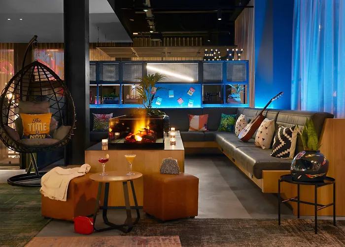 Spaldwick Hotels