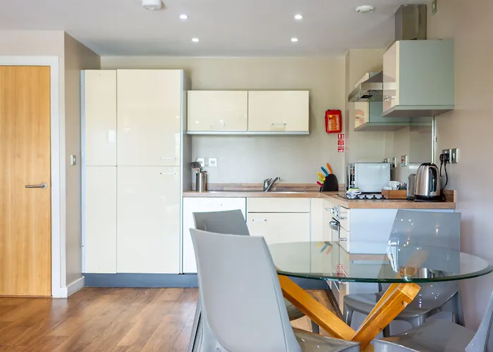 Roomzzz Leeds Headingley