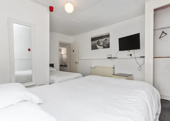 Amhurst Hotel London