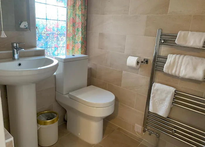Walcot House Hotel Fawley 