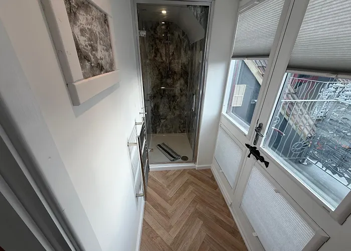 Silver Street Suites Whitby