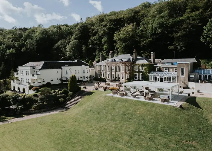 New House Country Hotel Cardiff
