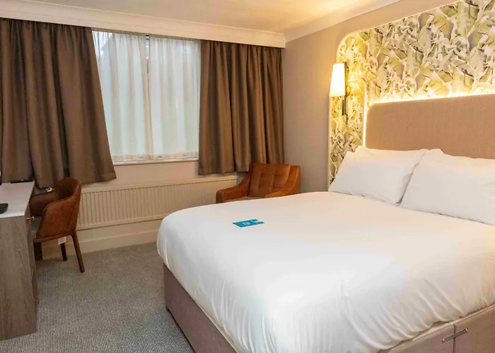 Huddersfield Hotels
