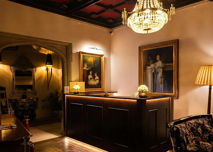 Weston Manor Hotel