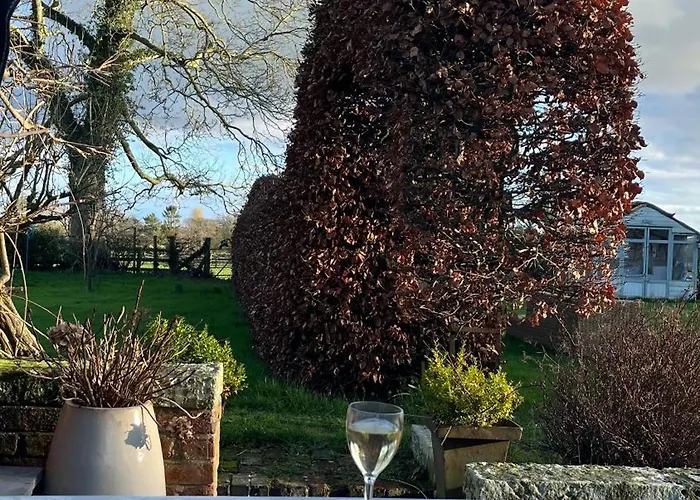 Spenford House 1640 Listed House Idilic Location Pub Walking Distance Bed & Breakfast Loppington