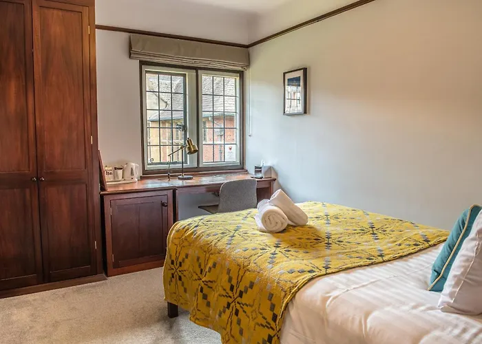 West Court- Jesus College Hotel Cambridge 