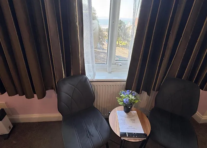 Russel Court Hotel Bournemouth Central