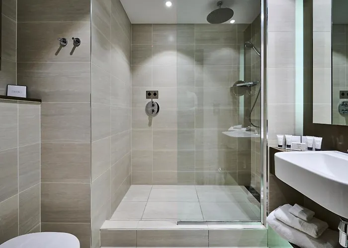 Best 15 Spa Hotels in Cotswolds for a Relaxing Getaway