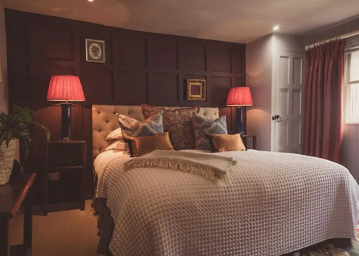 The Greyhound On The Test Hotel Stockbridge 
