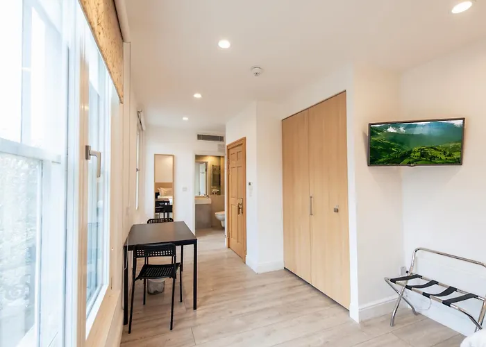 Nox Kensington Aparthotel London