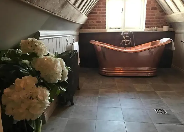 Broad Leys Hotel Aylesbury 