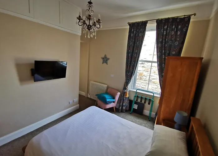 Treventon Guest House Penzance