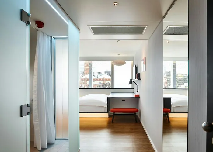 Citizenm London Victoria Station Hotel