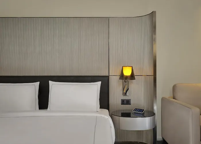 Erith Hotels