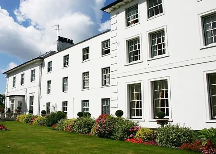 Barnet Hotels