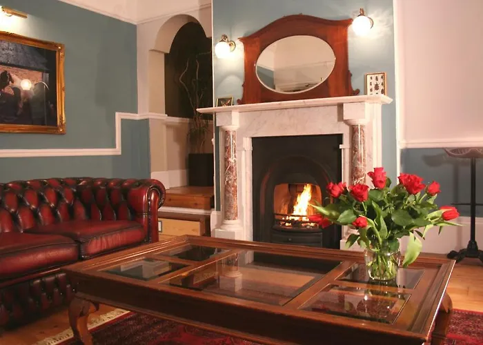 Exeter Bed & Breakfasts 