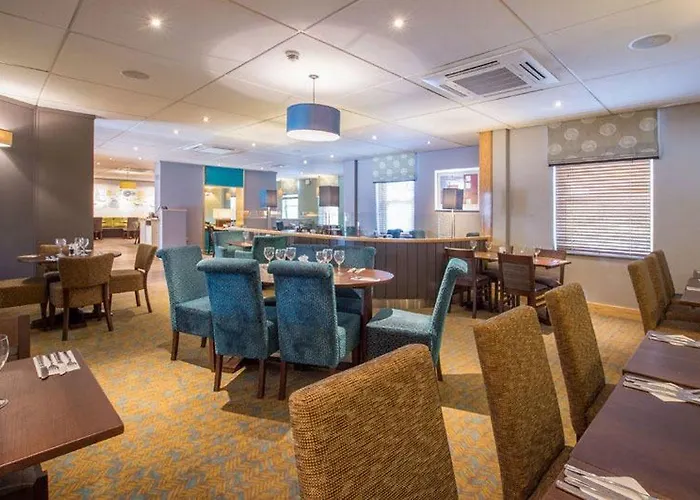Premier Inn Stoke - Trentham Gardens