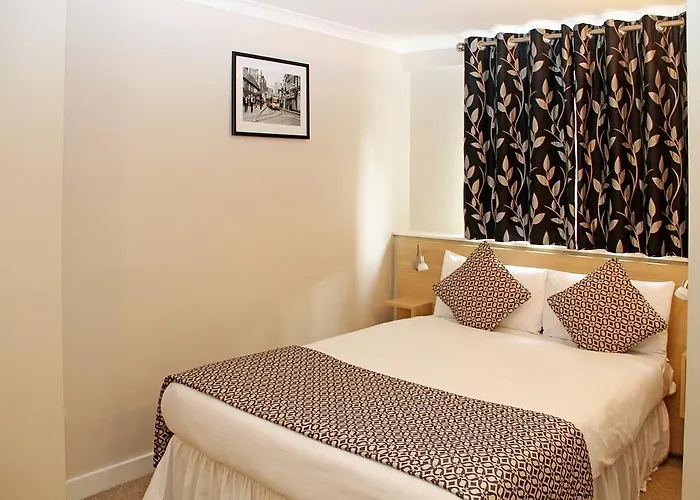 Oyo Lansdowne Hotel Croydon