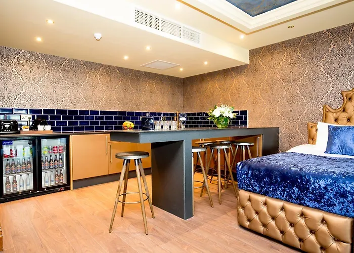 Signature Living At Shankly Hotel Liverpool
