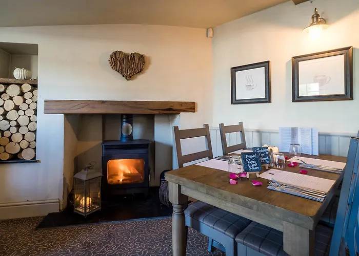 Greyhound Inn Wilton