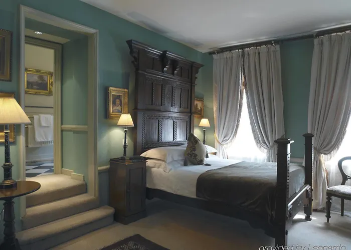 London Luxury Hotels