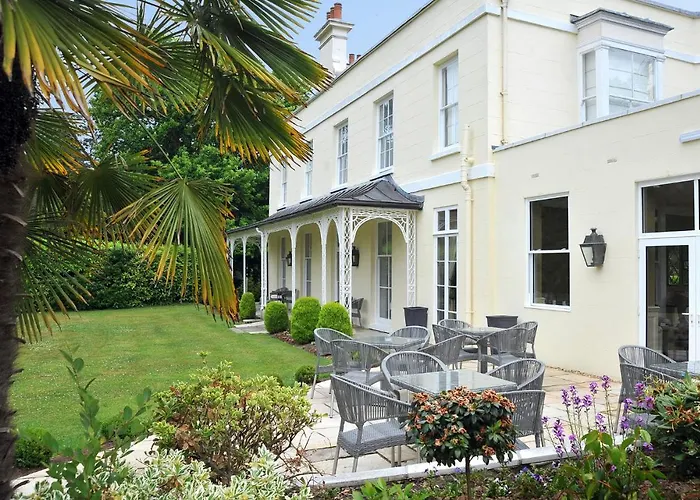 St Elizabeth'S House Hotel Plymouth