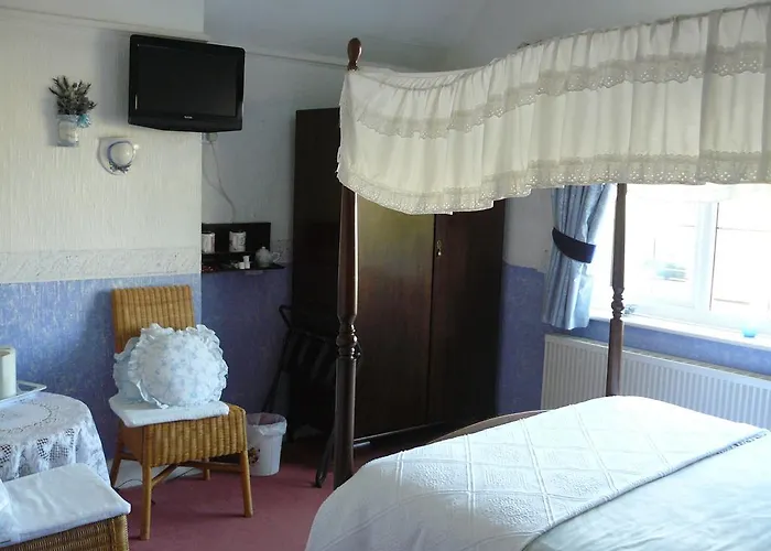 Holiday Cottages in Plymouth