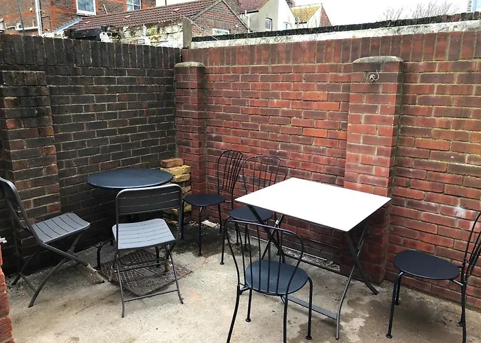 Old Victory House Homestay Portsmouth