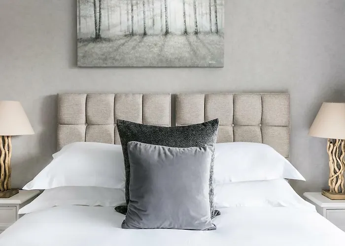 The Lodge Rooms @ Carus Green Kendal
