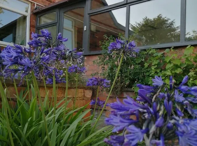 Featherbed Cottage Coventry