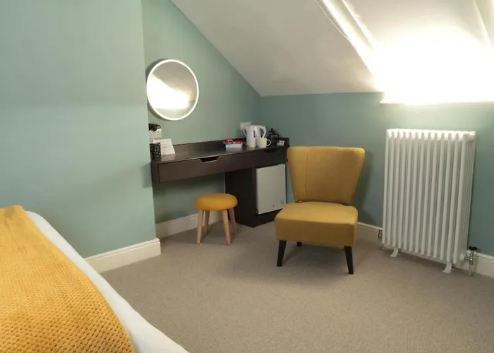 Number 6 Bed & Breakfast Whitby