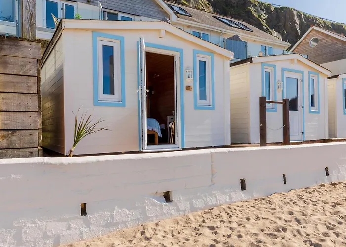 Tolcarne Beach Colonial Restaurant And Rooms Newquay 